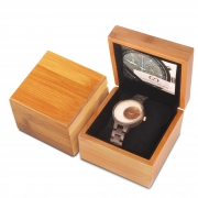 Prezentowe pudełko etiu na zegarek Drewniane